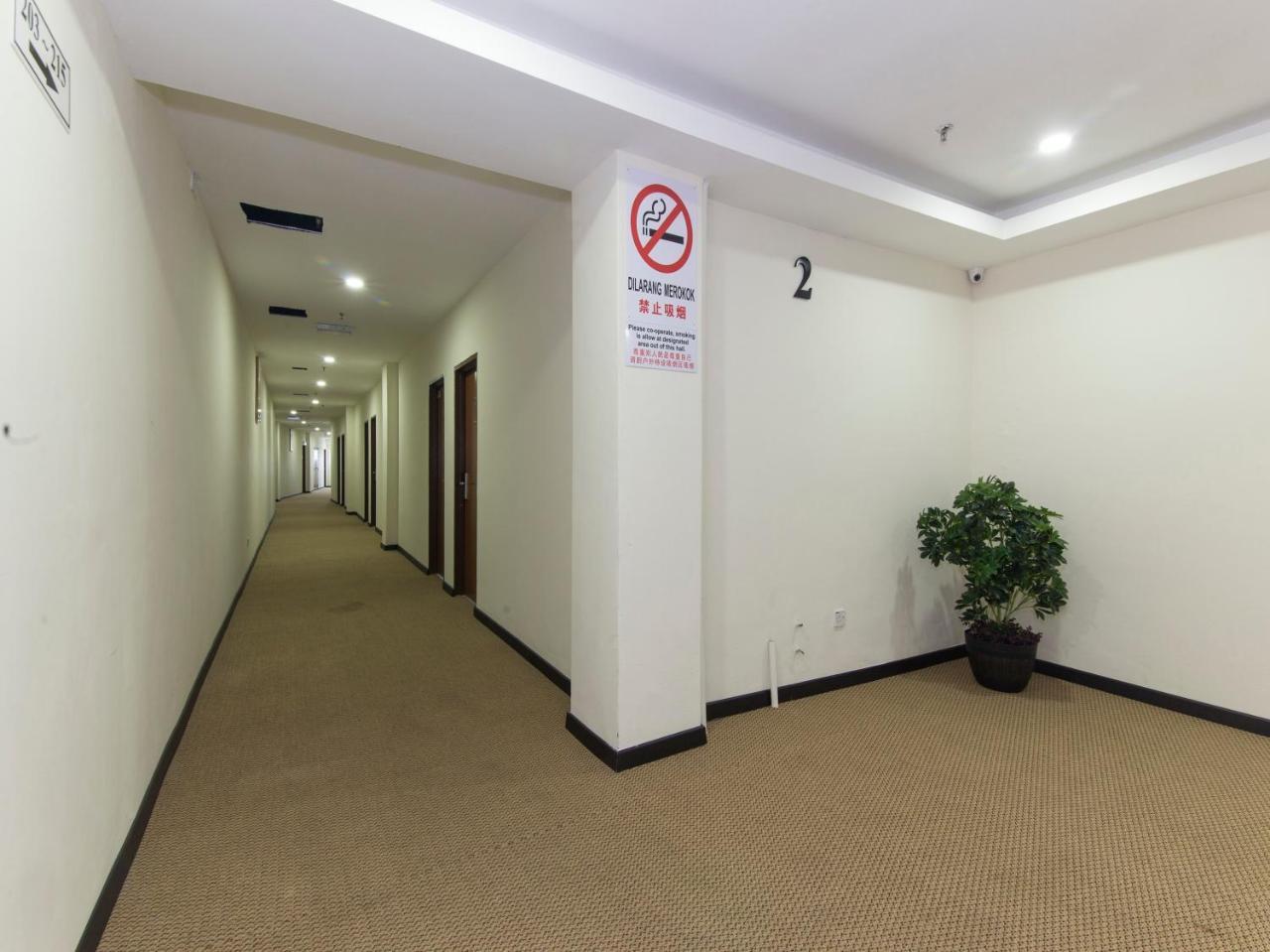 Central Hotel Bahau Esterno foto